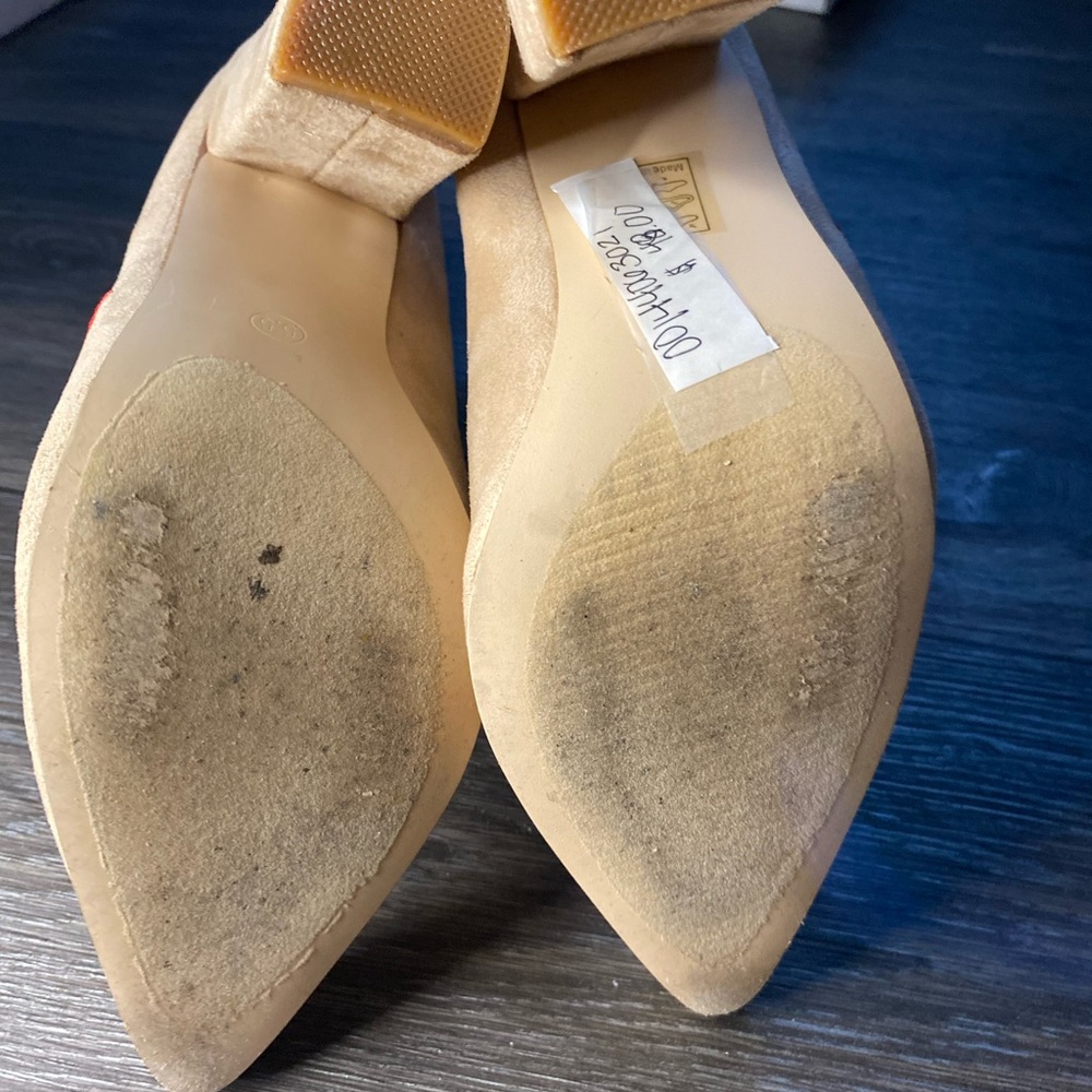 Cape Robbin Beautiful-9 Heeled Booties from Forever21 - Picture 9 of 13